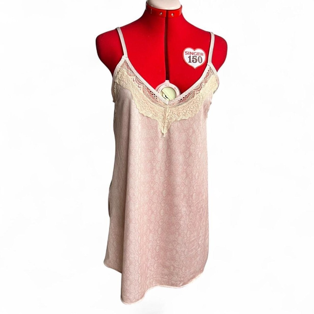 iCollection Pink Snakeskin Print Lace Trim Nightgown Chemise Adjustable Straps